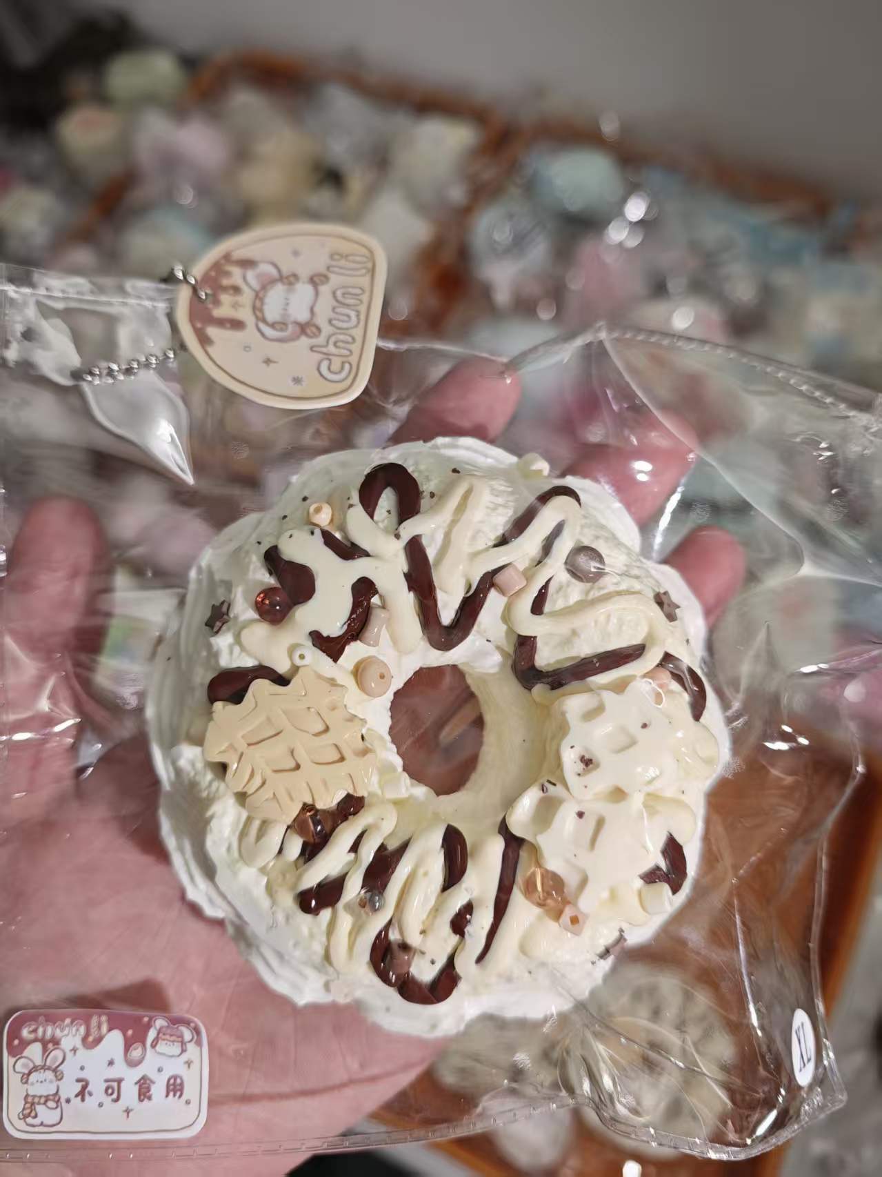 CHUNLI焼き菓子リース型、チョコのデコレーション